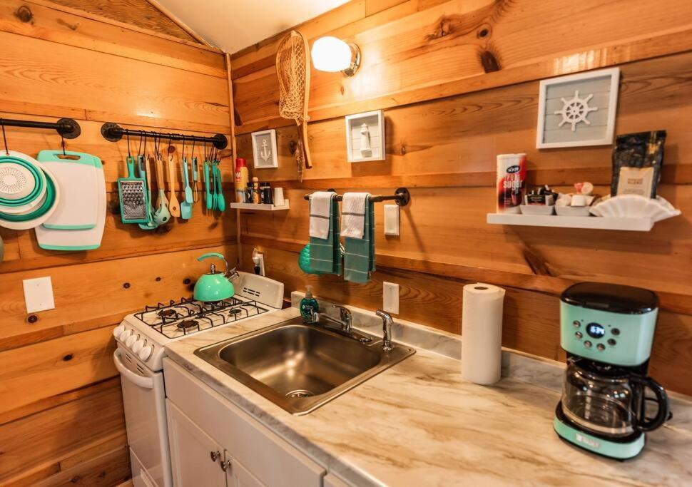 Big Blue Lake Cottages, Llc - Cottage #5 Holton Zewnętrze zdjęcie