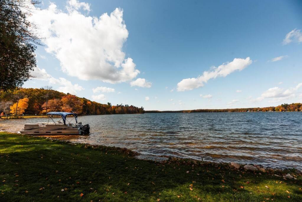 Big Blue Lake Cottages, Llc - Cottage #5 Holton Zewnętrze zdjęcie