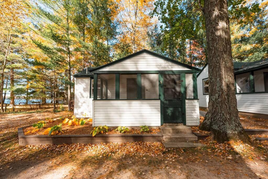 Big Blue Lake Cottages, Llc - Cottage #5 Holton Zewnętrze zdjęcie